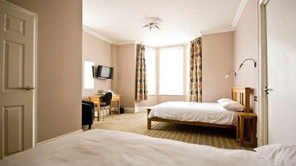 Marlborough Hotel NWI Esterno foto
