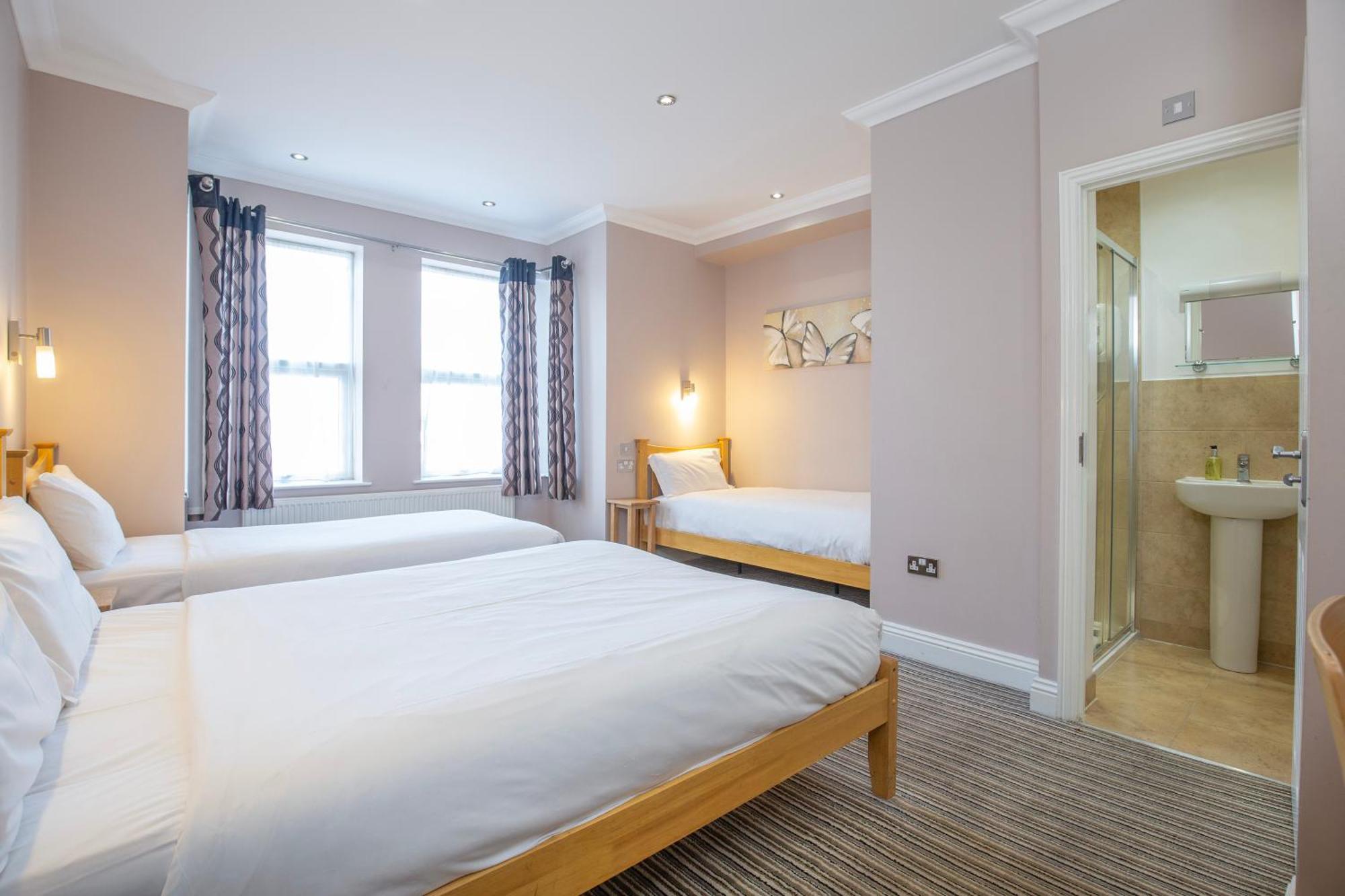 Marlborough Hotel NWI Esterno foto